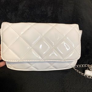 Forever 21 white cross body purse.